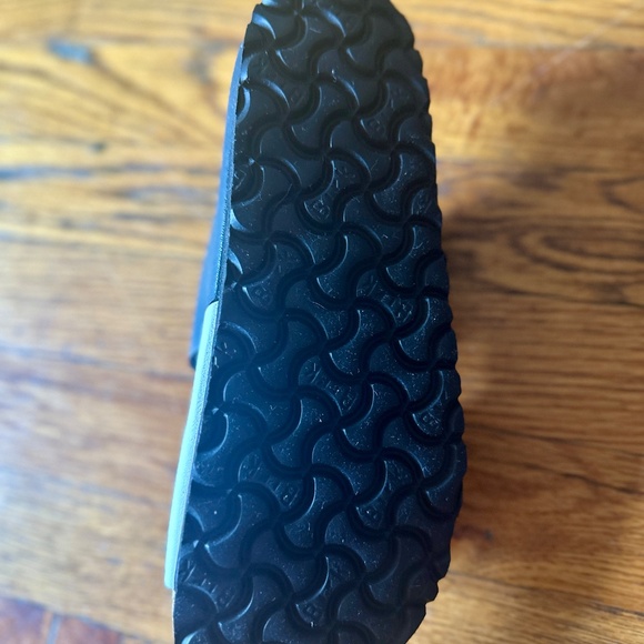 BIRKENSTOCK Arizona Split - Never Worn - Medium/Narrow - Picture 5 of 6